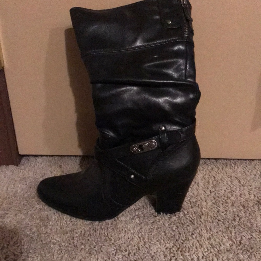 Black boots